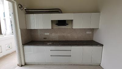 Kitchen Image of 1955 Sq.ft 3 BHK Apartment / Flat for rent in Sunworld Arista, Sector 168 Noida for Rs. 38000