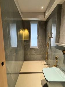 Bathroom Image of 805 Sq.ft 2 BHK Apartment / Flat for sale in Khar West Mumbai for Rs. 45000000