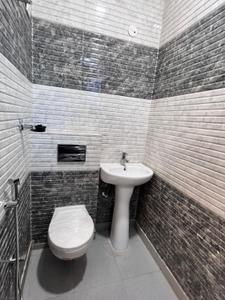 Image of 1200 Sq.ft 3 BHK Builder Floor for sale in Sector 10A, Gurgaon for Rs. 7600008