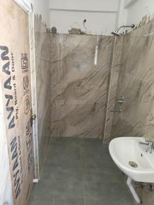 Bathroom Image of 2100 Sq.ft 3 BHK Apartment / Flat for sale in Taltala Kolkata for Rs. 1000000