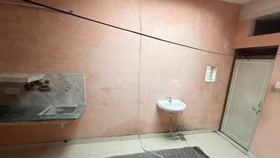 Image of 1700 Sq.ft 2 BHK Independent House for rent in Daheli Sujanpur, Kanpur for Rs. 7000