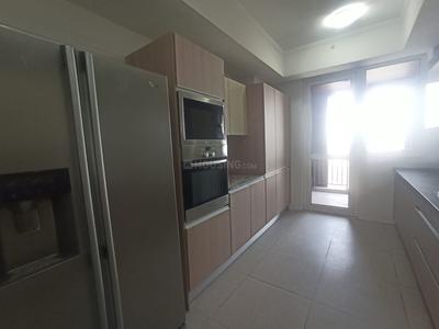 Kitchen Image of 2700 Sq.ft 4 BHK Apartment / Flat for sale in DLF Park Place, Sector 54 Gurgaon for Rs. 97500000