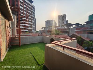 Balcony Image of 2600 Sq.ft 5 BHK Villa for sale in Darshanam Clublife Phase 1, Undera Vadodara for Rs. 18500000