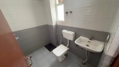 Bathroom Image of 612 Sq.ft 1 BHK Apartment / Flat for rent in ROF Amaltas, Sector 92 Gurgaon for Rs. 15000