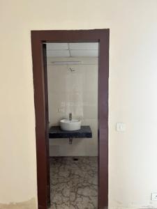Image of 1350 Sq.ft 3 BHK Apartment / Flat for sale in Paramount Floraville, Sector 137, Noida for Rs. 16800000