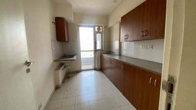 Kitchen Image of 1750 Sq.ft 3 BHK Apartment / Flat for sale in DLF Regal Gardens, Sector 90 Gurgaon for Rs. 21000000