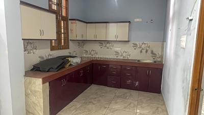 Kitchen Image of 1250 Sq.ft 2 BHK Builder Floor for rent in Indira Nagar Lucknow for Rs. 15000
