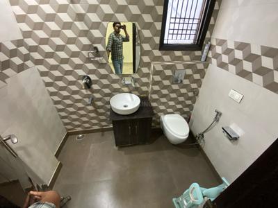 Image of 1000 Sq.ft 2 BHK Builder Floor for sale in Ramesh Nagar, New Delhi for Rs. 15200000
