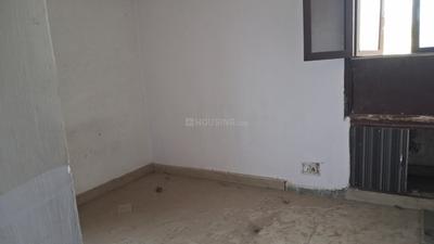 Bedroom Image of 1300 Sq.ft 3 BHK Apartment / Flat for sale in Krishi Apartments, Vikaspuri New Delhi for Rs. 16800000