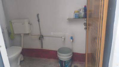 Bathroom Image of 350 Sq.ft 1 RK Independent House for rent in Aliganj Lucknow for Rs. 5000