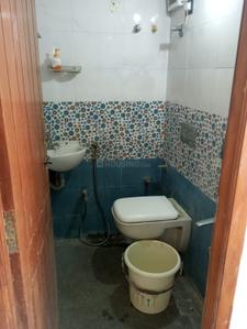 Bathroom Image of 2800 Sq.ft 4 BHK Independent House for rent in RC Meadows, Kolathur Chennai for Rs. 45000