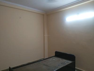 Bedroom Image of 450 Sq.ft 2 BHK Builder Floor for rent in Mayur Vihar Phase 1 New Delhi for Rs. 16000
