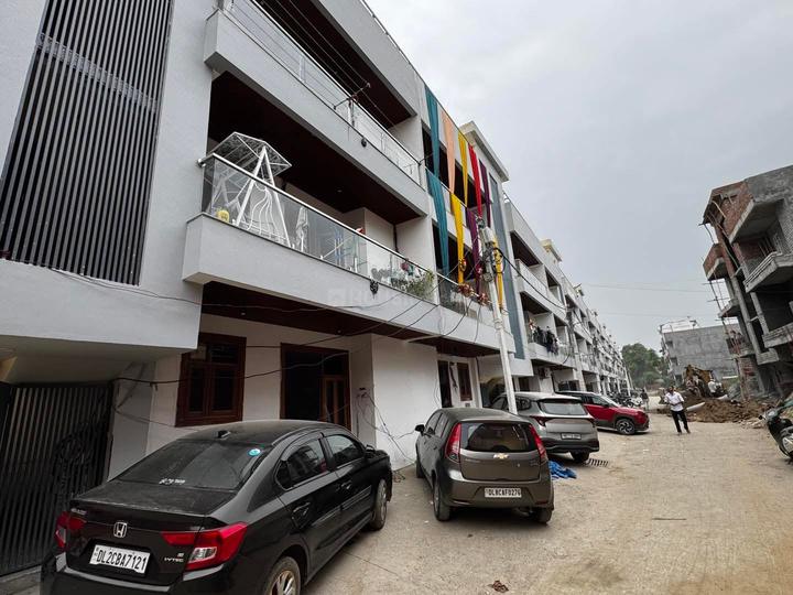 Aditya White Cottage Main Image 1