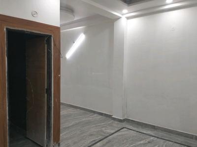 Living Room Image of 865 Sq.ft 2 BHK Apartment / Flat for sale in Shalimar Garden Ghaziabad for Rs. 3800000
