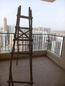 Balcony Image of 1700 Sq.ft 3.5 BHK Apartment / Flat for sale in Amrapali Crystal Homes Phase 1, Sector 76 Noida for Rs. 23000000