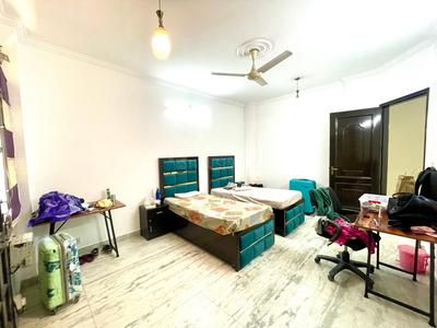 Bedroom Image of Luxury girls pg in DLF Phase 2, Gurgaon