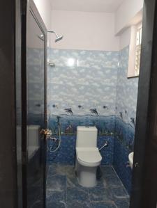 Bathroom Image of 1600 Sq.ft 3 BHK Apartment / Flat for sale in Pedda Waltair Visakhapatnam for Rs. 13600000