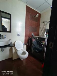 Bathroom Image of 1999 Sq.ft 3 BHK Apartment / Flat for sale in Sambhav Stavan Avisha, Jodhpur Ahmedabad for Rs. 18500000
