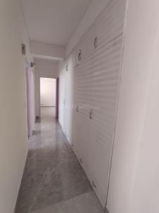 Passage Image of 950 Sq.ft 2 BHK Apartment / Flat for rent in DLF Princeton Estate, Sector 53 Gurgaon for Rs. 50000