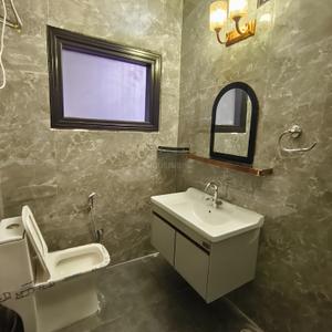 Bathroom Image of 2000 Sq.ft 3 BHK Builder Floor for rent in Lajpat Nagar New Delhi for Rs. 120000