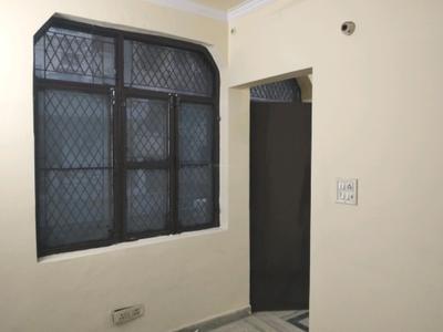 Bedroom Image of 850 Sq.ft 3 BHK Apartment / Flat for sale in Paschim Vihar New Delhi for Rs. 9000000