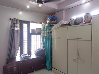 Bedroom Image of 1125 Sq.ft 3 BHK Apartment / Flat for sale in Sector 38 Rohini New Delhi for Rs. 4200000