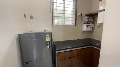 Kitchen Image of 300 Sq.ft 1 RK Builder Floor for rent in Scheme No 113 Indore for Rs. 14500