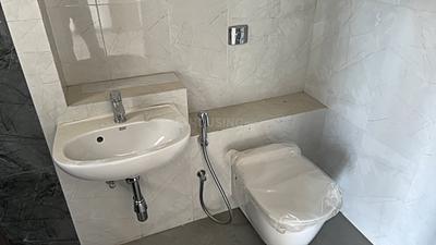 Image of 777 Sq.ft 2 BHK Apartment / Flat for rent in The Baya Central, Lower Parel, Mumbai for Rs. 110000