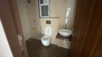 Image of 910 Sq.ft 2 BHK Apartment / Flat for rent in Gera World Of Joy, Upper Kharadi, Pune for Rs. 40000