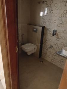 Bathroom Image of 1000 Sq.ft 2 BHK Apartment / Flat for rent in JP Nagar Bengaluru for Rs. 45000