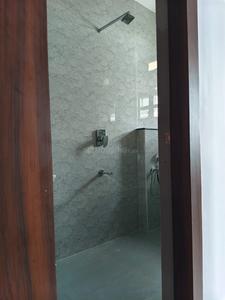 Bathroom Image of 1050 Sq.ft 2 BHK Apartment / Flat for rent in Ratu Road Ranchi for Rs. 15000