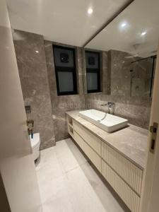 Bathroom Image of 6300 Sq.ft 7 BHK Duplex for sale in Punjabi Bagh New Delhi for Rs. 185000000