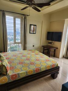 Bedroom Image of 4000 Sq.ft 4 BHK Apartment / Flat for rent in Lake Gardens Kolkata for Rs. 200000
