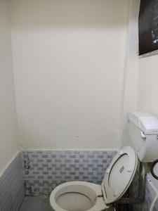 Common Bathroom One Image of 450 Sq.ft 1 BHK Apartment / Flat for sale in Sector 23B Dwarka New Delhi for Rs. 6700000