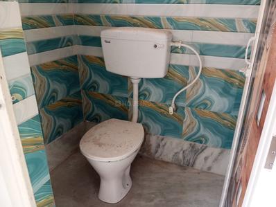 Bathroom Image of 680 Sq.ft 2 BHK Apartment / Flat for sale in Paschim Barisha Kolkata for Rs. 2400000