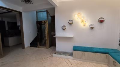 Living Room Image of 2800 Sq.ft 4.5 BHK Villa for rent in Antaliea Homes 1, Agrahara Layout Bengaluru for Rs. 75000