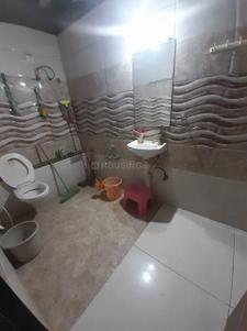 Bathroom Image of 2500 Sq.ft 4 BHK Independent House for rent in Ghatlodiya Ahmedabad for Rs. 30000