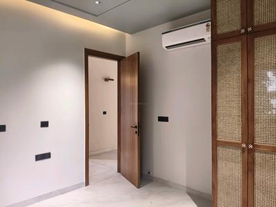 Bedroom Image of 2700 Sq.ft 4 BHK Builder Floor for sale in Real Sushant Lok II, Sector 55 Gurgaon for Rs. 35000000