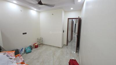 Bedroom Image of 829 Sq.ft 2 BHK Builder Floor for rent in Krishna Nagar New Delhi for Rs. 20000