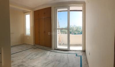 Bedroom Image of 1100 Sq.ft 2 BHK Apartment / Flat for rent in Vivek Vihar New Delhi for Rs. 30000