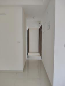 Passage Image of 1420 Sq.ft 3 BHK Apartment / Flat for rent in Runwal Sanctuary, Mulund West Mumbai for Rs. 78000