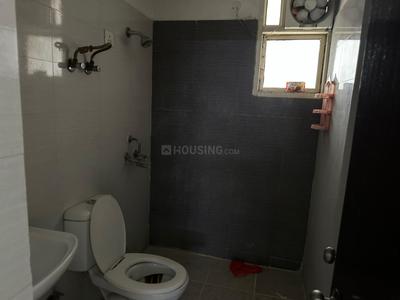 Image of 1275 Sq.ft 2.5 BHK Apartment / Flat for rent in Gardenia Square, Crossings Republik, Ghaziabad for Rs. 20000