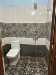 Bathroom Image of 150 Sq.ft 3 BHK Independent House for rent in Puppalaguda Hyderabad for Rs. 32000