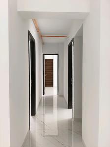 Passage Image of 1850 Sq.ft 3 BHK Apartment / Flat for sale in Tharwani Vedant Palacia Wing A Aetius, Kalyan West Kalyan for Rs. 17000000