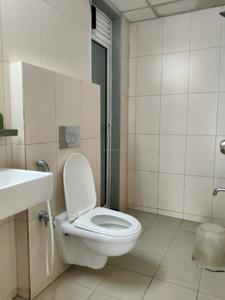 Common Bathroom Image of 635 Sq.ft 2 BHK Apartment / Flat for sale in Siddhi Highland Springs, Thane West Thane for Rs. 11500000
