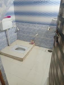 Bathroom Image of 600 Sq.ft 2 BHK Independent House for rent in Ekta Nagar Lucknow for Rs. 6000