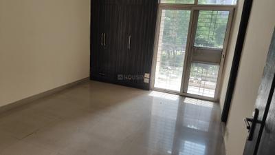 Bedroom Image of 1425 Sq.ft 2.5 BHK Apartment / Flat for sale in Paramount Symphony, Crossings Republik Ghaziabad for Rs. 8750000