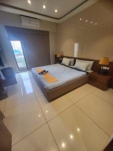 Bedroom Image of 2000 Sq.ft 4 BHK Apartment / Flat for rent in Pradhyuman Royal Heights, Ghanshyam Nagar Rajkot for Rs. 170000