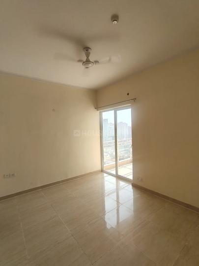 Nirala Estate  Main Image 1