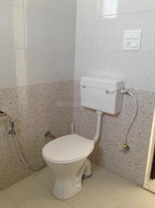 Bathroom Image of 1400 Sq.ft 2 BHK Apartment / Flat for rent in Dalanwala Dehradun for Rs. 32000